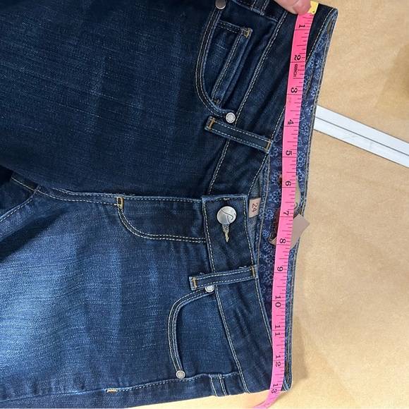 Paige Laurel Canyon dark‎ wash boot cut jeans size 24. - Picture 5 of 7
